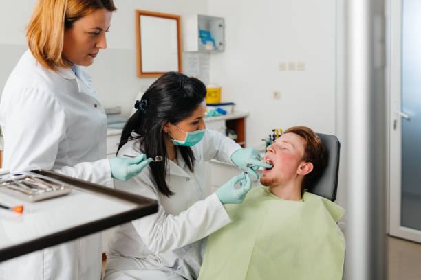 Best Emergency Tooth Extraction in Caney, KS